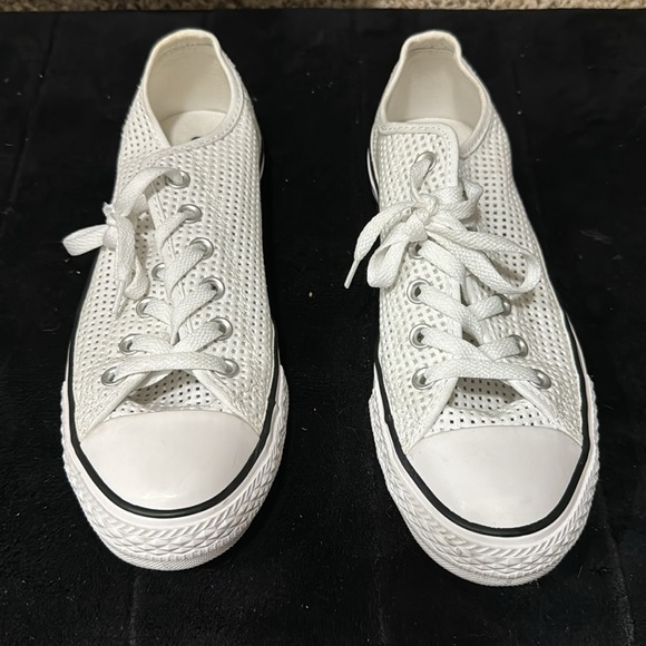 White converse with see through design - Picture 2 of 5